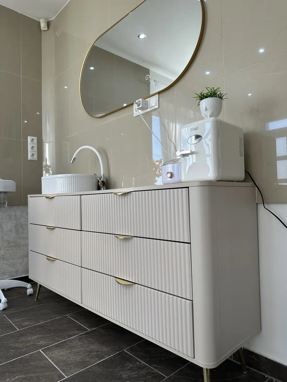 Image - Golden Light beauty - 2